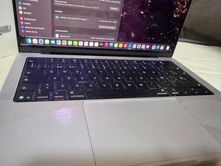 MacBook Pro M5 Plata/Gris Espacial