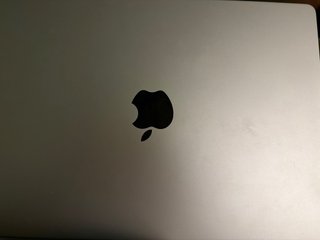MacBook Pro M5 Plata/Gris Espacial