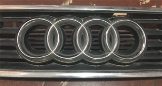Rejilla Capó Audi A6 2.5 TDi V6