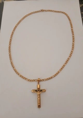 Conjunto Pulsera y Collar Cruz Chapado Oro 18K