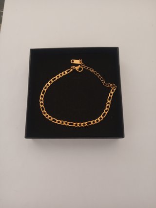 Conjunto Pulsera y Collar Cruz Chapado Oro 18K