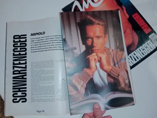 Lote 2 posters Max Arnold Schwarzenegger+revistas
