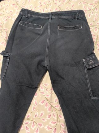 Pantalón cargo negro hombre