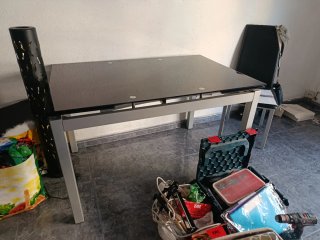 Mesa de comedor cristal y metal