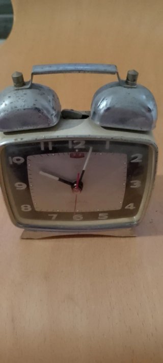 Reloj despertador mecánico Diamond