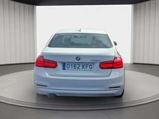 BMW Serie 3 330e 185 kW (252 CV)