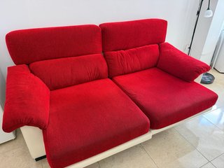 Divano a 3 posti in tessuto e pelle rosso/bianco