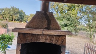 Barbacoa de obra piedra y metal