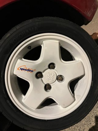 Llantas PSA Semi Slick Yokohama