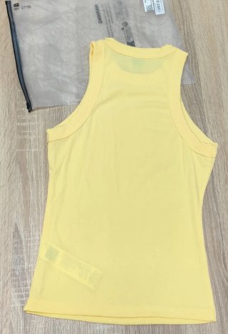 ✨ NO NEGOCIABLE ✨  Camiseta nueva