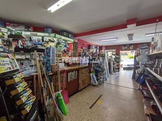 Local comercial en venta en Castrillón