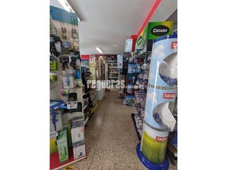 Local comercial en venta en Castrillón