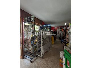 Local comercial en venta en Castrillón