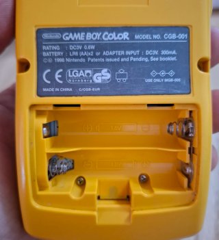 Nintendo Game Boy Color Giallo