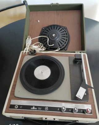 Giradischi vintage Cosmo 751