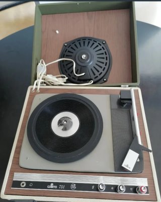 Giradischi vintage Cosmo 751
