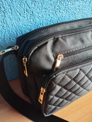 Bolso negro mujer