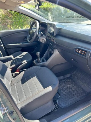 Dacia Sandero 2023