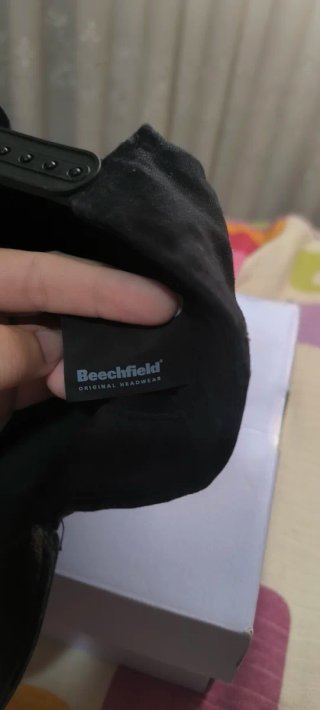Gorra negra con bordado B de Beechfield unisex