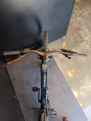 Bicicleta eléctrica Berria Mako Hybrid GT6 Talla S