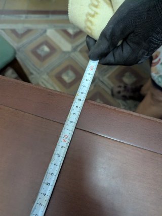 Mesa con 6 sillas de madera