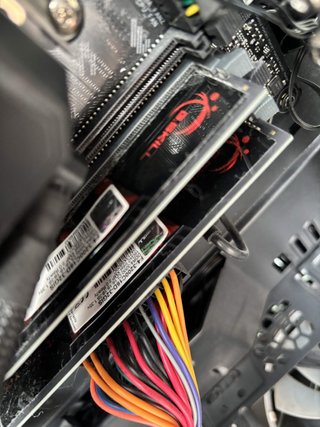 PC Gaming Ryzen 7 + RTX 4060 Ti 16GB