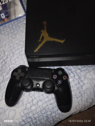 Console PS4  Nera con Giochi