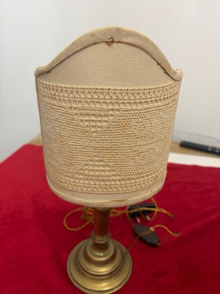 Lampada da tavolo antica in ottone