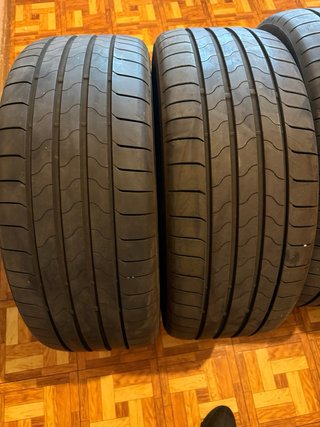 Neumáticos Bridgestone 245/45/20 99V