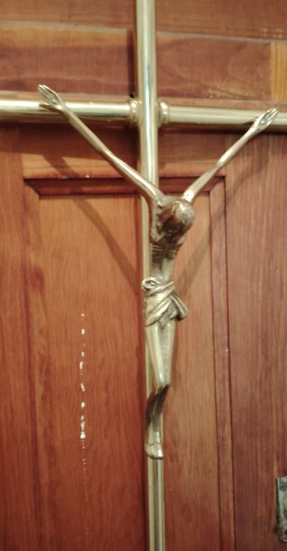 Crucifijo de latón/bronce