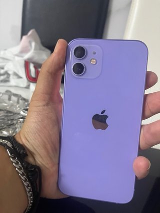 iPhone 12 Apple Morado