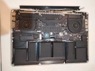 Apple MacBook Pro A1398 Leer descripción