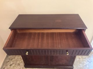 Mueble Bar Madera y Cristal