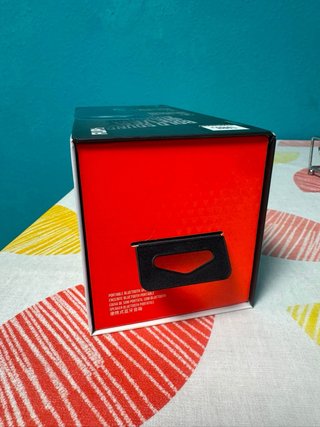 Altavoz JBL Flip 6 Negro/Rojo