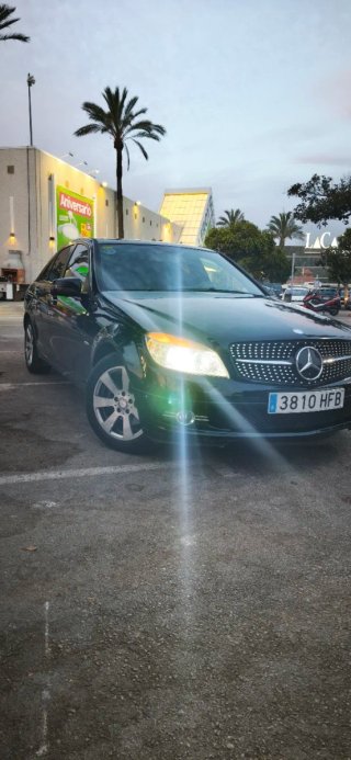 Mercedes-Benz Clase C 2011