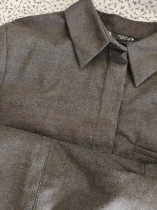 Camisa crop gris Zara Talla S