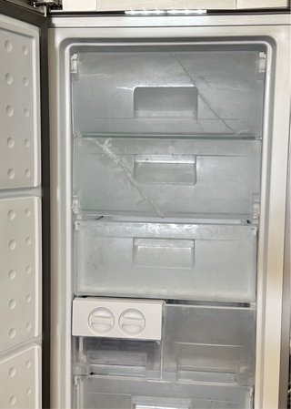 CONGELADOR VERTICAL SMEG EN INOX