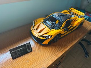 Coche LEGO McLaren P1