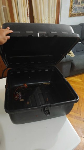Maletin, maletón de repartidor negro