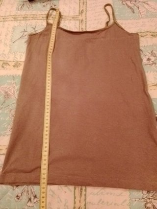 Camiseta tirantes Shana verde oliva