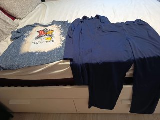 Lote camiseta, cárdigan y pantalón azul
