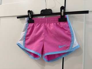 Pantaloncini Nike bambina rosa e blu Da bambina