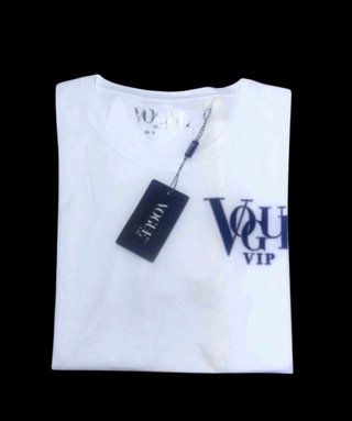 Tallas XS / S / M / L / XL. Camiseta VOGUE VIP