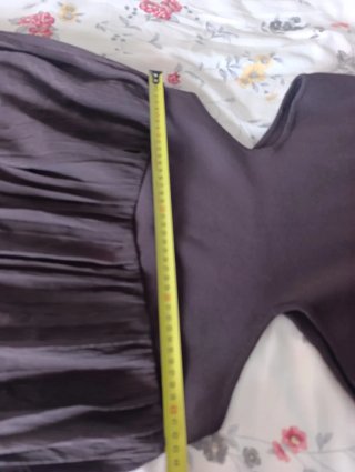 Vestido Zara fluido cut out talla L