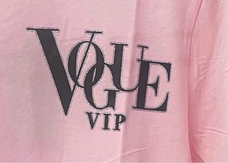 Tallas XS / S / M / L / XL. Camiseta VOGUE VIP
