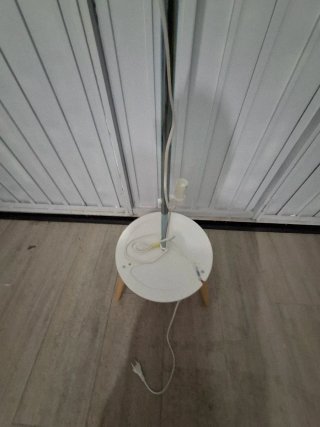 Lámpara de pie moderna