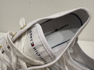Sneakers Tommy Hilfiger bianche donna