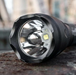 Linterna UltraFire WF-502B