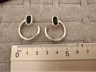 Pendientes Aro Plata Cristal Negro Uno de 50