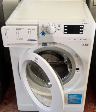 LAVADORA INDESIT DE 8 KILOS EN BLANCO